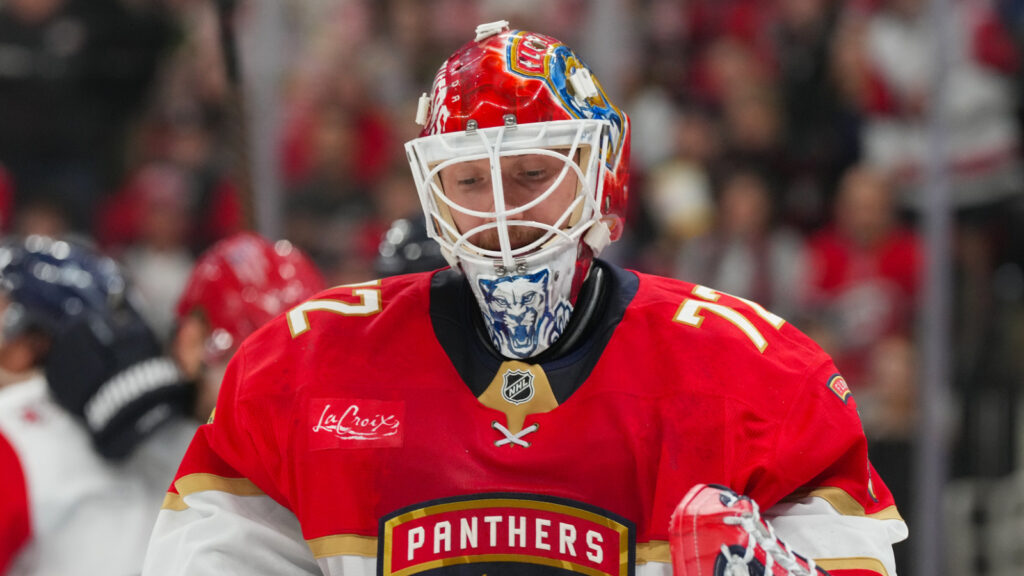 Panthers’ Sergei Bobrovsky moves up NHL’s all-time wins list