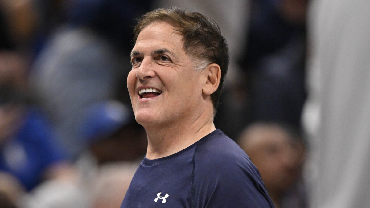Mark Cuban continues to throw money at the Indiana Hoosiers – Benjamin ...