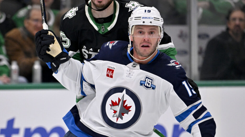 Three-time Stanley Cup champion retires after 16-year career