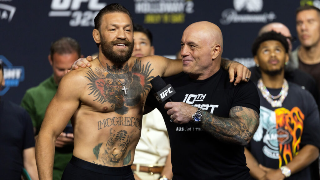 Holloway clowned McGregor after he suffered injury