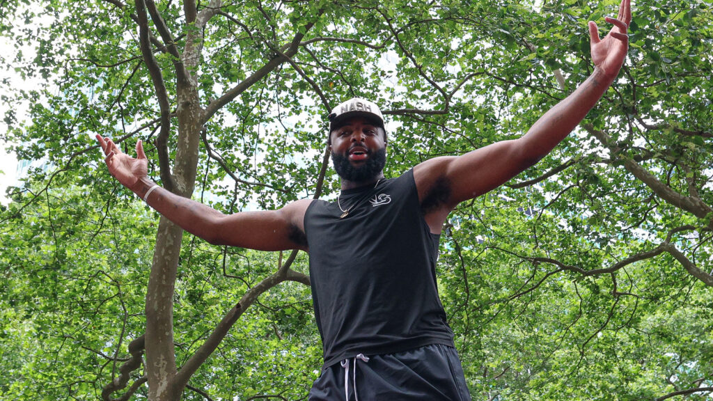 Mitchell Robinson throws shade at Knicks