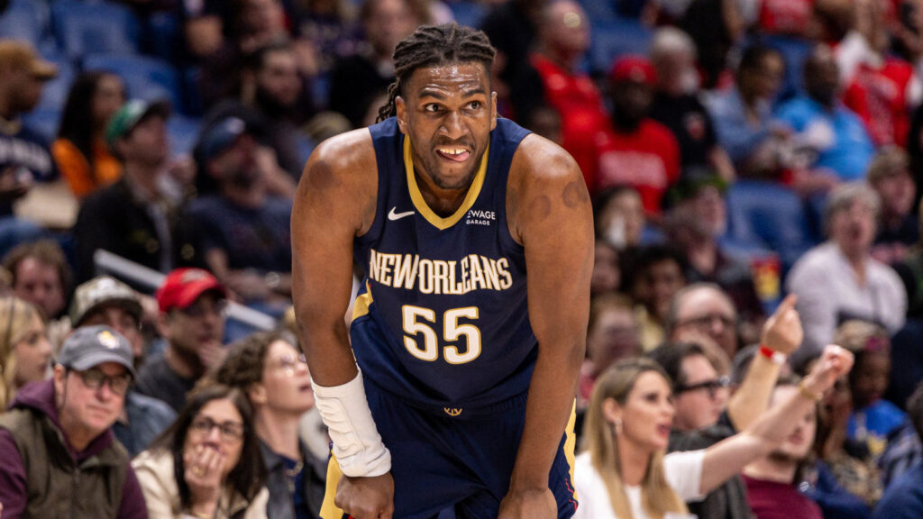 Lakers are signing a three-time NBA champion