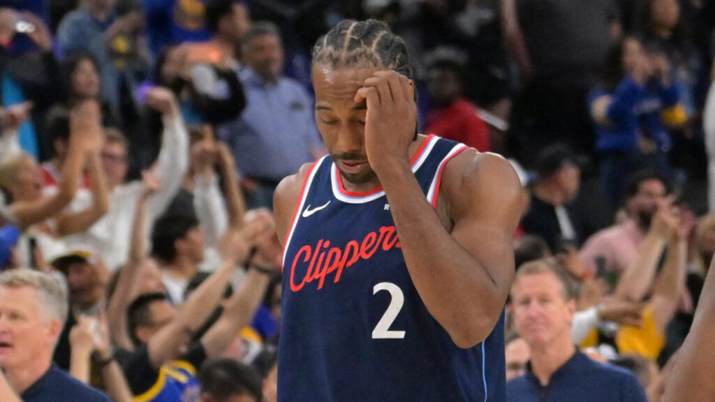 NBA has potential mess on its hands as Kawhi Leonard trade put on hold